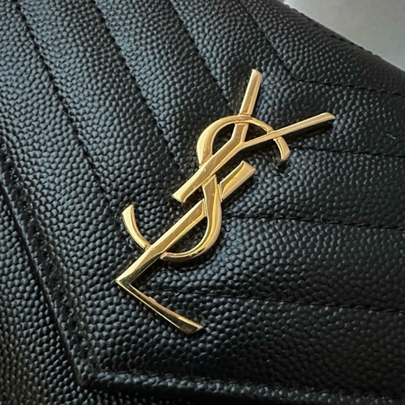 Saint Laurent Cassandre Envelope Chain Wallet - Picture 8 of 9